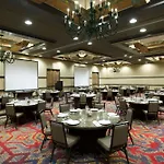 Hilton Historic Plaza 4*