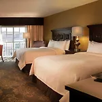 Hilton Historic Plaza 4*