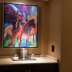 Hilton Historic Plaza Hotel