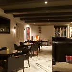 Hotel Hilton Historic Plaza 4*