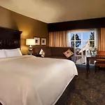 Hotel Hilton Historic Plaza 4*