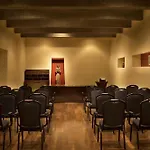 Hotel Hilton Historic Plaza 4*