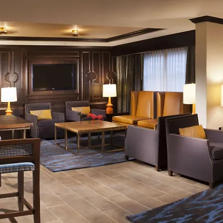 Hotel Hilton Historic Plaza