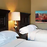 Hilton Santa Fe Historic Plaza