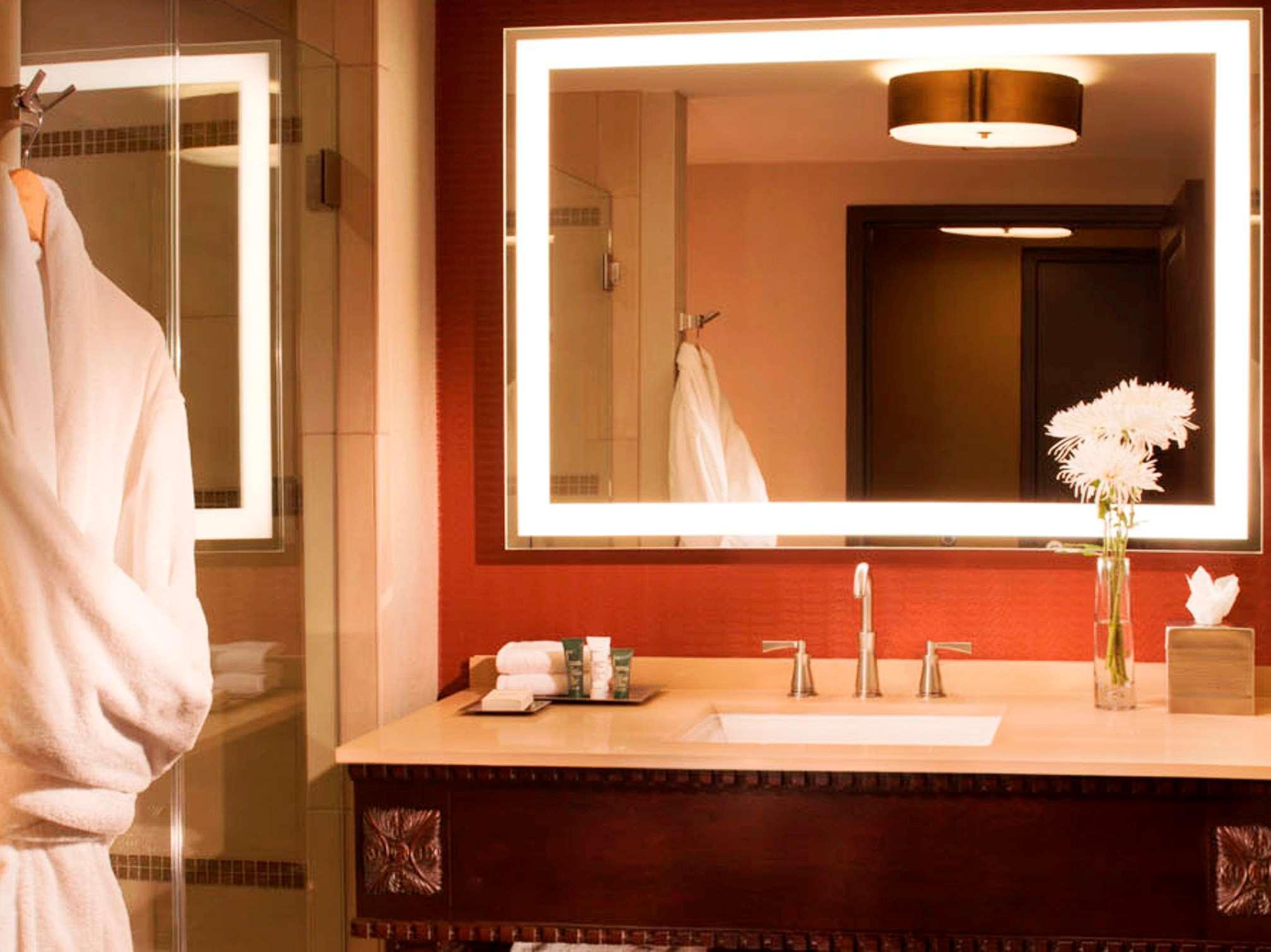 Hilton Historic Plaza