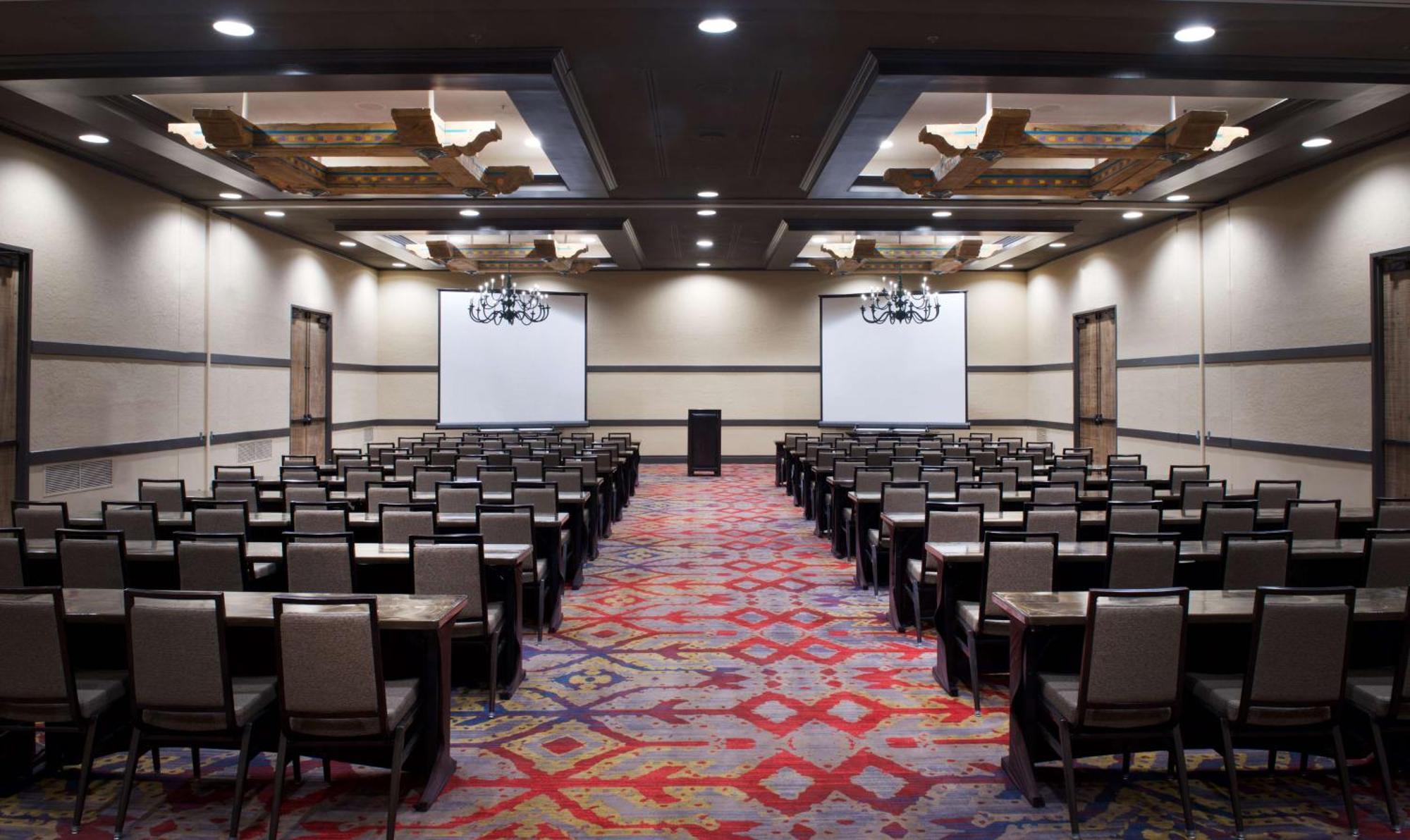 Hilton Historic Plaza Santa Fe